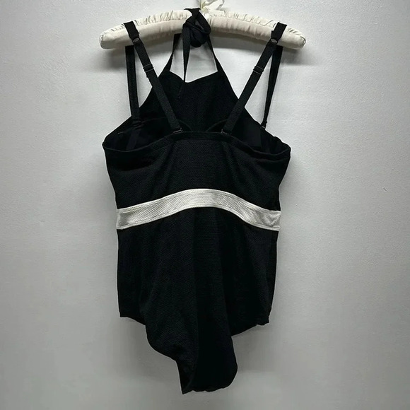 Torrid Swim Suit One Piece Textured High Neck Convertible Straps Black Large - Picture 5 of 11